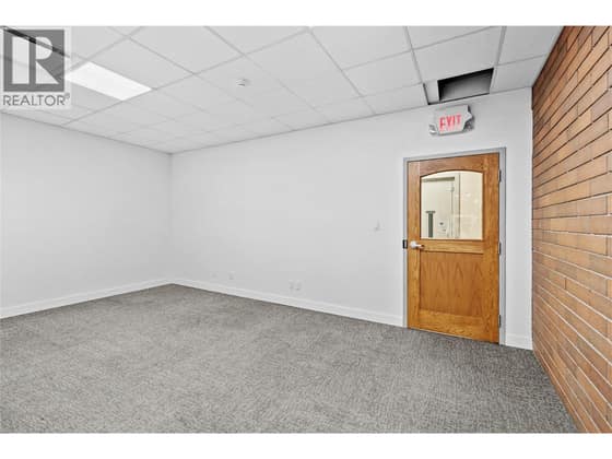 246 2nd Avenue Unit# 208