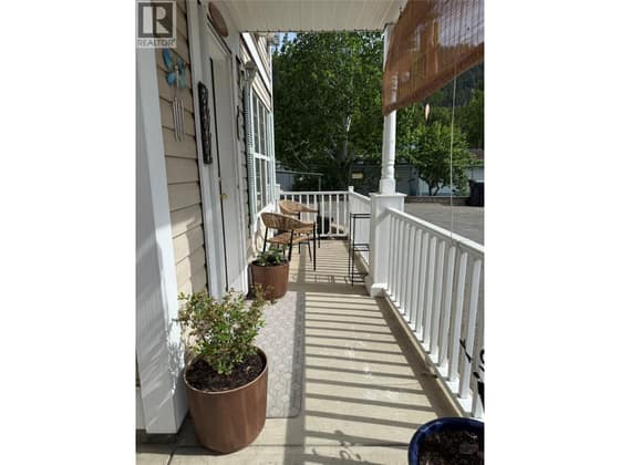 743 Okanagan Avenue Unit# 200