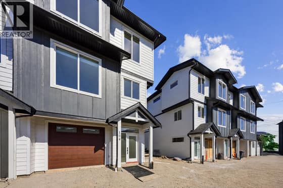 143 Green Avenue Unit# 101