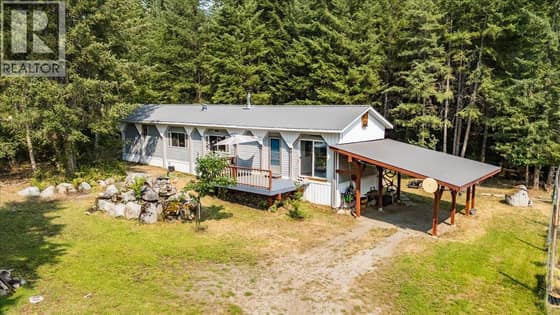 8864 SLOCAN S Road