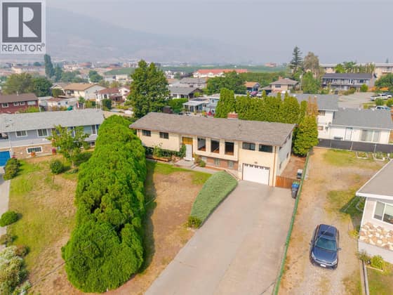 14 Bartlett Place