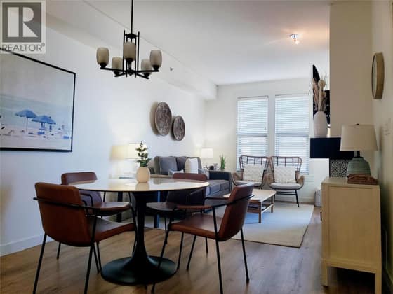 4200 LAKESHORE Drive Unit# 329