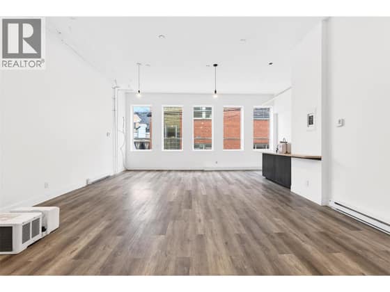 533 Baker Street Unit# 2