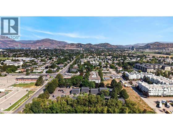 3155 Gordon Drive Unit# 104