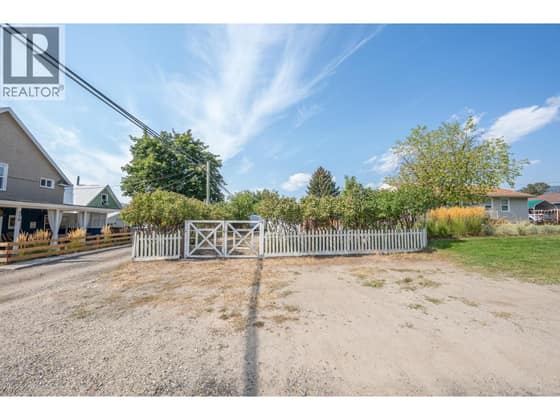 Lot 30 7TH Street