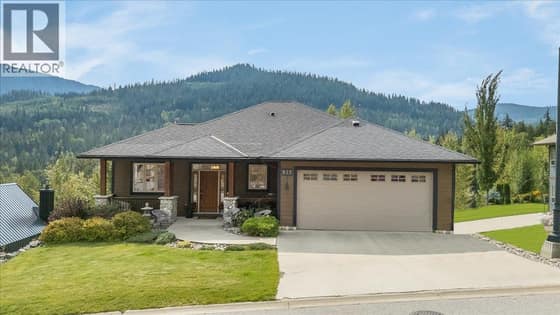 925 REDSTONE Drive