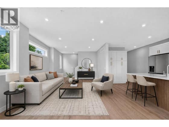 2009 39 Avenue Unit# 3