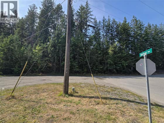 BALFOUR Avenue Lot# LOT 8