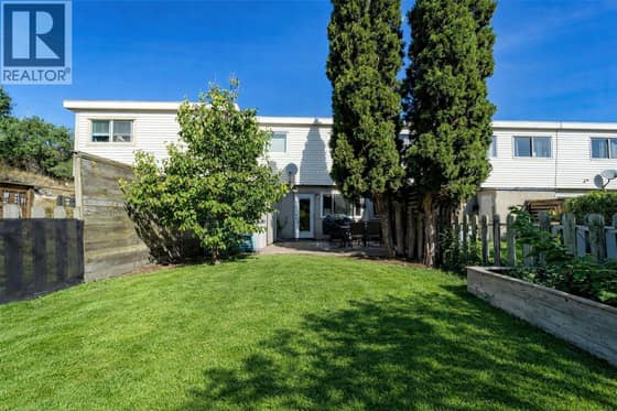700 Collingwood Drive Unit# 4