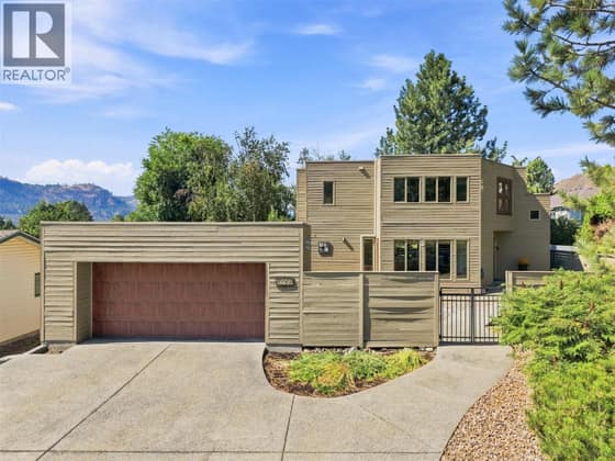 3769 NAVATANEE Drive