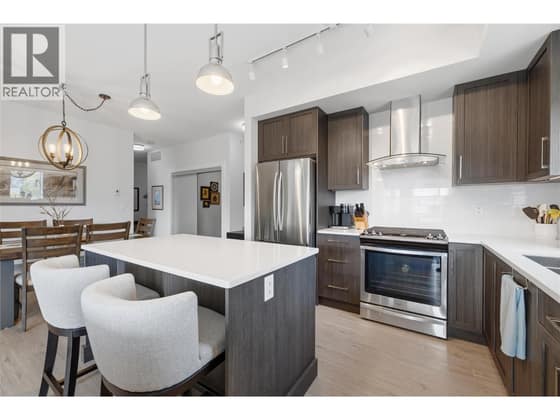 4380 Lakeshore Road Unit# PH21