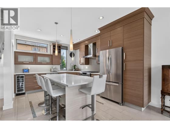 433 Churchill Avenue Unit# 102