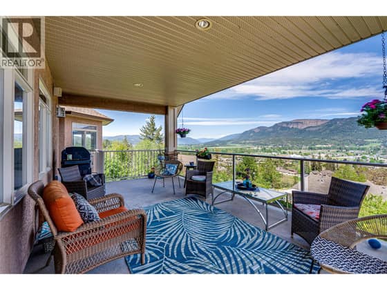 108 Red Rock Crescent