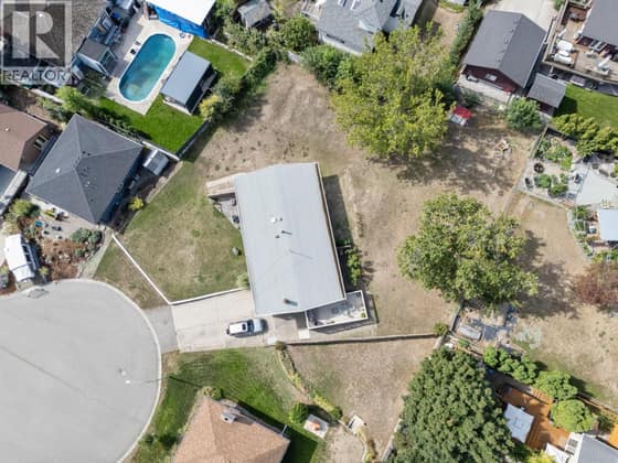 1440 Glenaire Crescent