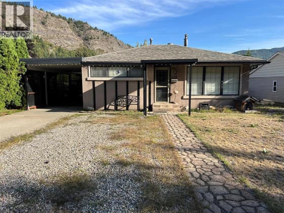 1116 Marianna Crescent