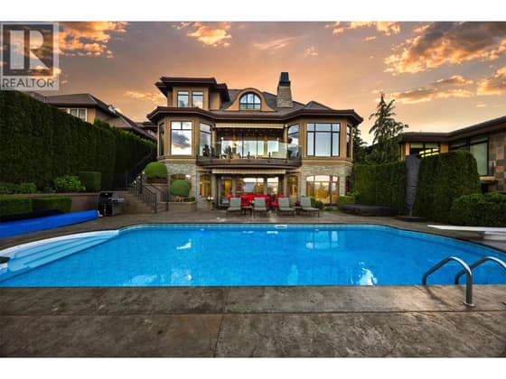 2449 Selkirk Drive