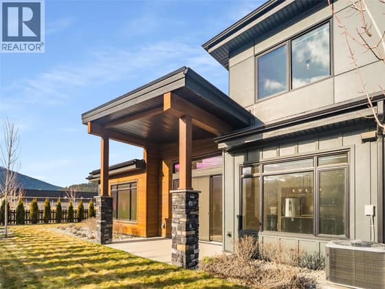 910 Lakeside Drive Unit# 401