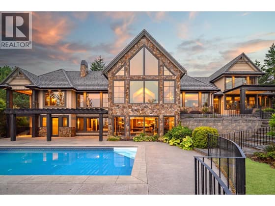 3006 Coachwood Crescent
