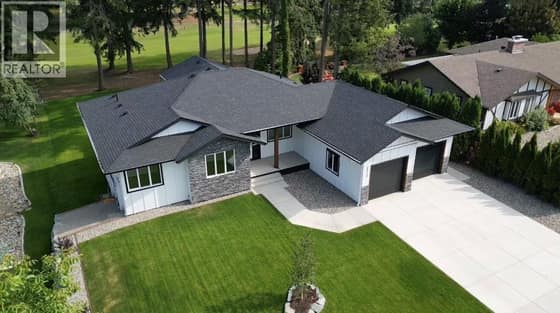 2520 Golf View Crescent