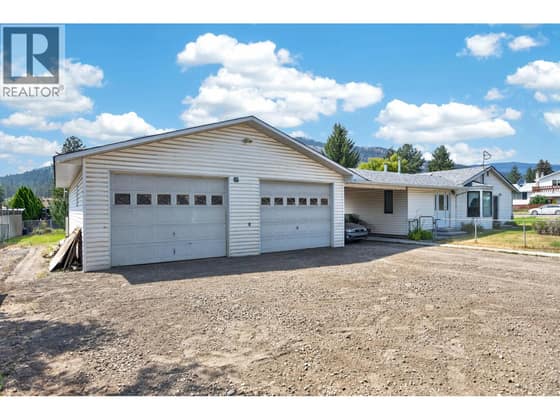 448 Woodward Avenue