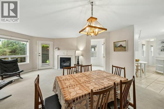 6514 Meadows Drive Unit# 4