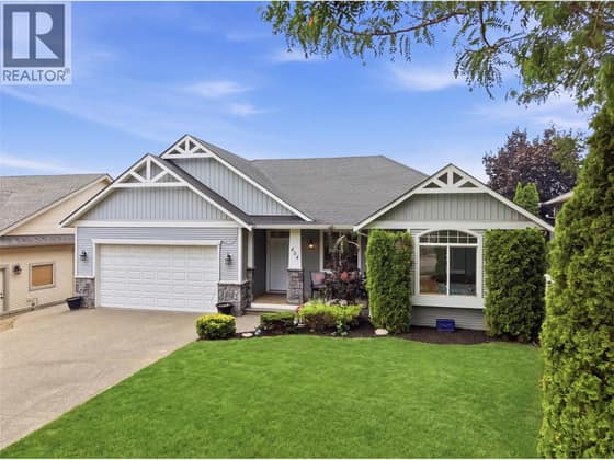 404 SUN RIVERS Drive W