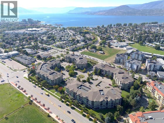 3735 Casorso Road Unit# 105