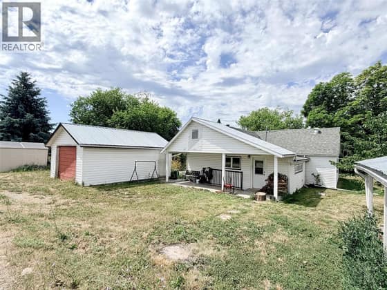 112 7th Avenue N