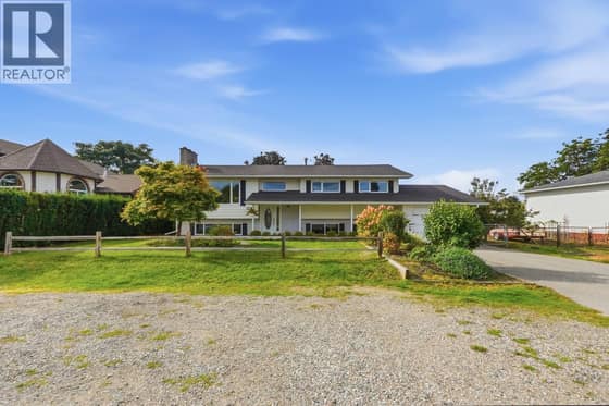 1029 Quesnel Road