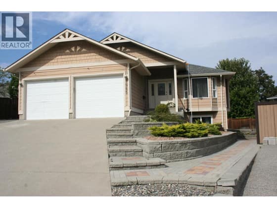 1985 Stikine Place