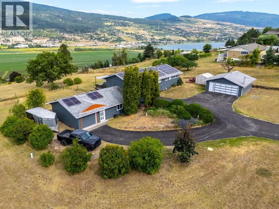 136 Stepping Stones Crescent