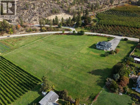 3925 North Naramata Road