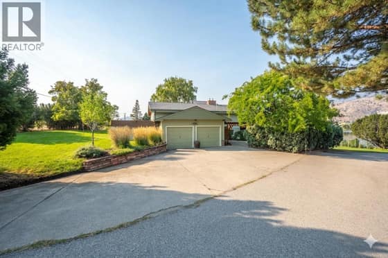975 Heron Court