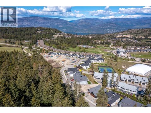 Photo 9 of 117 Diamond Way, Predator Ridge, Vernon