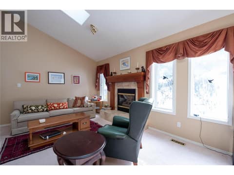 Photo 8 of 9292 Kokanee Road, Okanagan Landing, Vernon