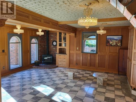 Photo 11 of 327 Carmel Crescent, Eastside/Lkshr Hi/Skaha Est, Okanagan Falls