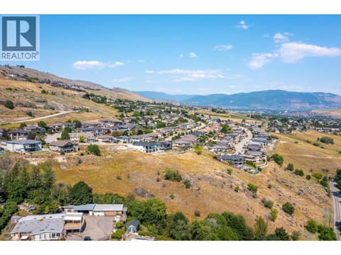 Photo 9 of 7130 Jasper Drive, Bella Vista, Vernon