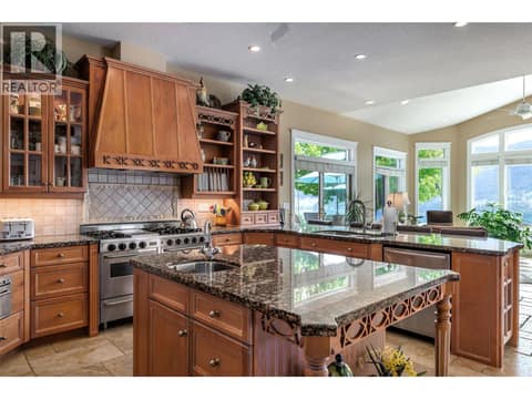 Photo 9 of 315 Kalamalka Lakeview Drive Unit# 1, Commonage, Vernon