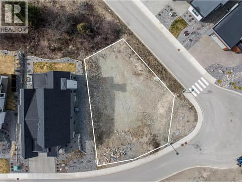Photo 2 of 201 Diamond Way, Predator Ridge, Vernon