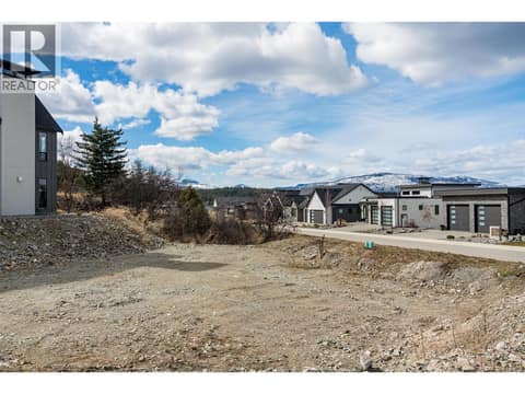 Photo 3 of 201 Diamond Way, Predator Ridge, Vernon