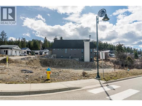 Photo 7 of 201 Diamond Way, Predator Ridge, Vernon