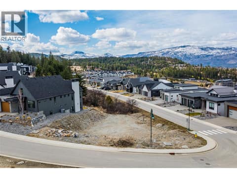 Photo 8 of 201 Diamond Way, Predator Ridge, Vernon
