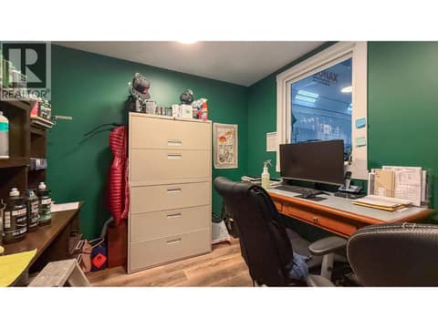 Photo 10 of 2844 Fenwick Road, Dilworth Mountain, Kelowna