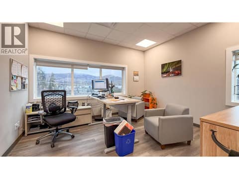 Photo 11 of 2848 Fenwick Road, Dilworth Mountain, Kelowna