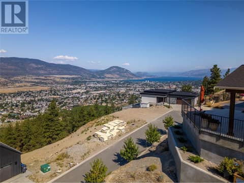 Photo 21 of 3331 Evergreen Drive Unit# 105, Wiltse/Valleyview, Penticton