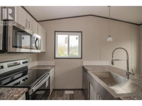 Photo 12 of 15401 Kalamalka Road Unit# 151, Mun of Coldstream, Vernon
