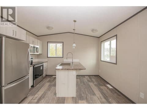 Photo 9 of 15401 Kalamalka Road Unit# 151, Mun of Coldstream, Vernon
