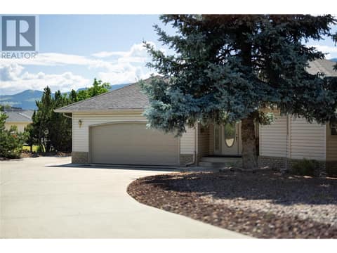 Ample Parking at 8827 Michael Drive, Middleton Mountain Coldstream
