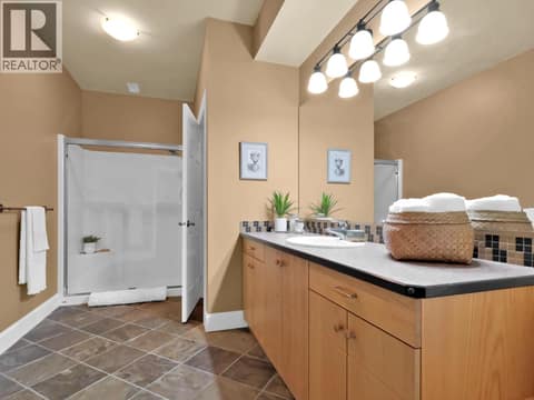 Photo 39 of 156 VANCOUVER Place, Uplands/Redlands, Penticton