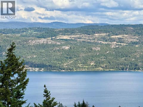 Photo 23 of 90 Crown Crescent, Okanagan North, Vernon